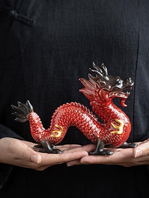 龍擺件圖片中哪張最有特色？