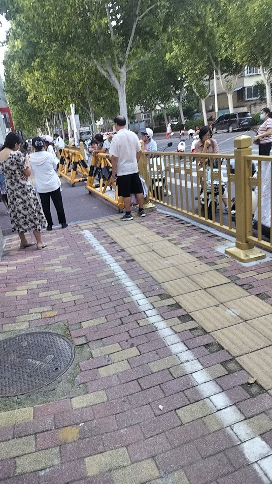 起的挺早