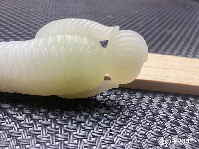 玉石金龍魚雕刻圖片