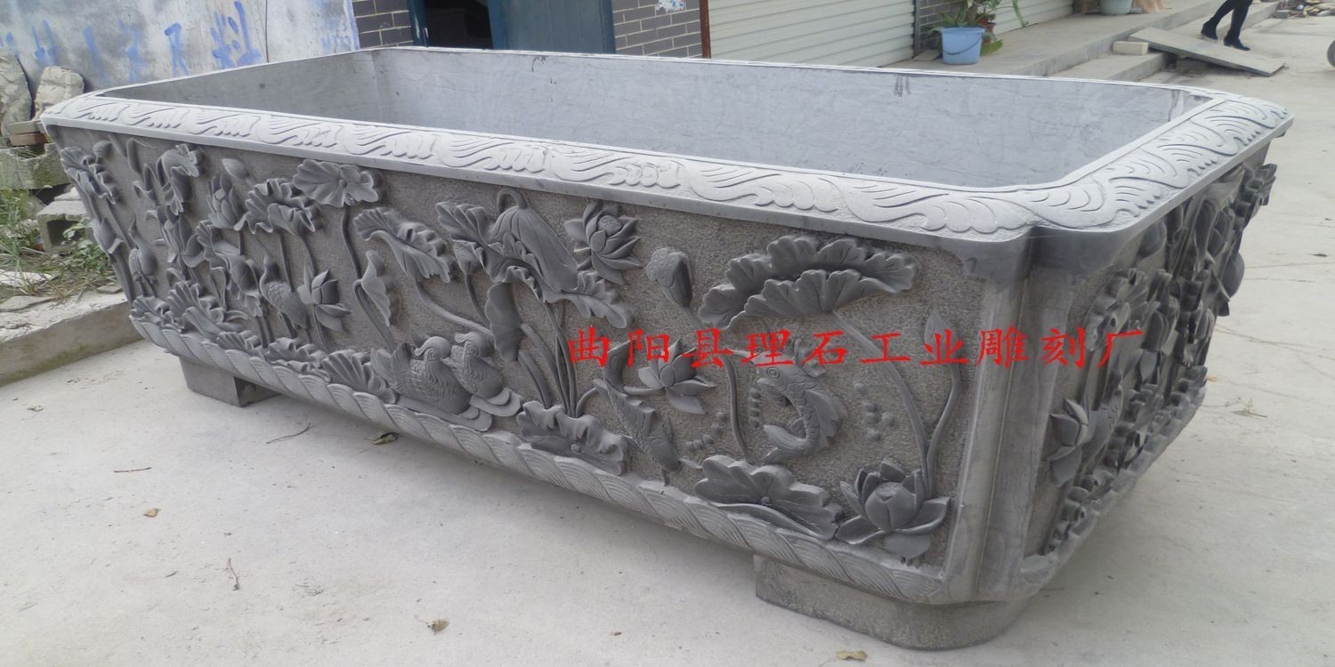 仿古石魚缸的設(shè)計理念是一種具有古典造型的裝飾品：仿古石魚缸是一種怎樣的存在？