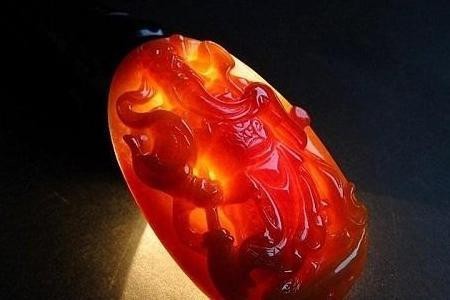 藍底和金底哪個更稀有？
