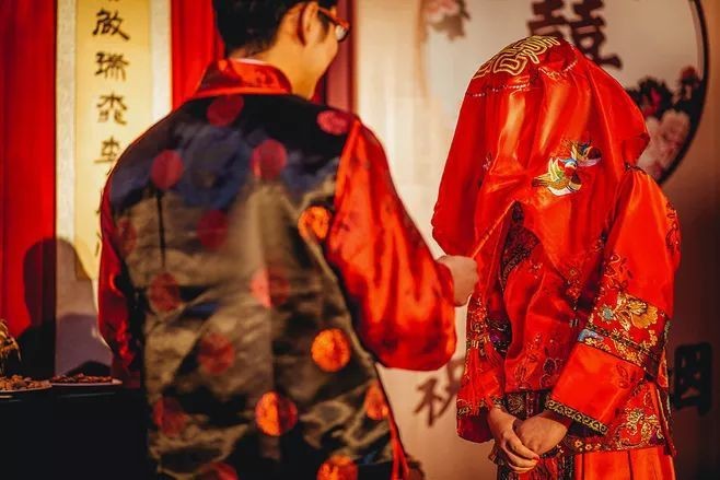 三種人不能戴紅財神