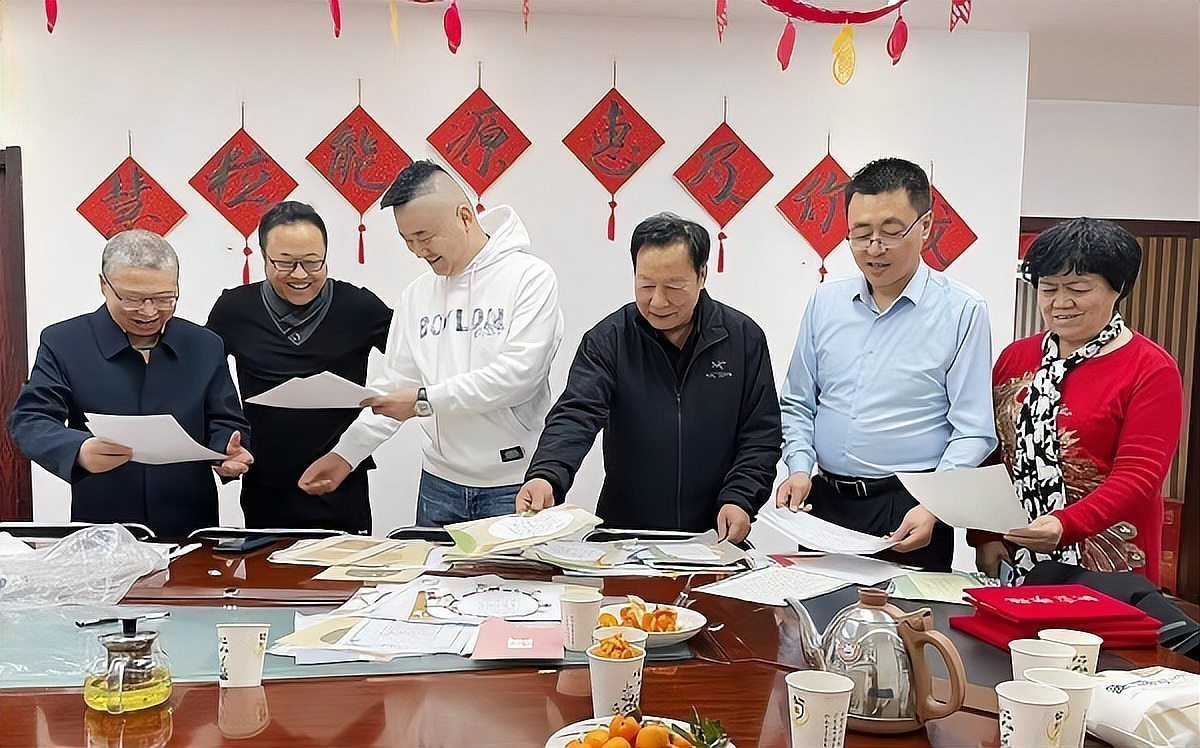 如何參加第五屆全國長城杯書畫大賽？