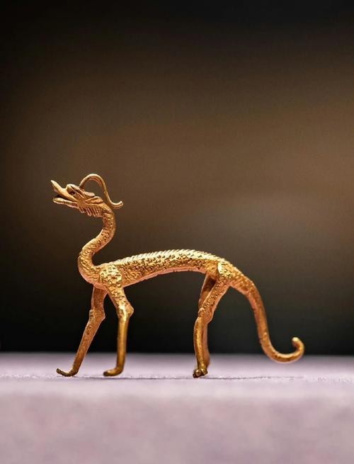 能否提供金龍文物圖片？