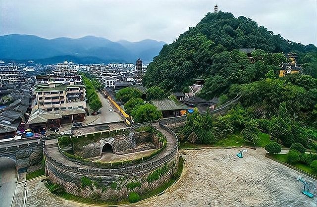 秦皇島長城杯詩詞大賽有哪些獲獎作品 2025長城杯龍魚大賽 第5張 秦皇島長城杯詩詞大賽有哪些獲獎作品 秦皇島長城杯詩詞大賽有哪些獲獎作品 2025長城杯龍魚大賽 第5張