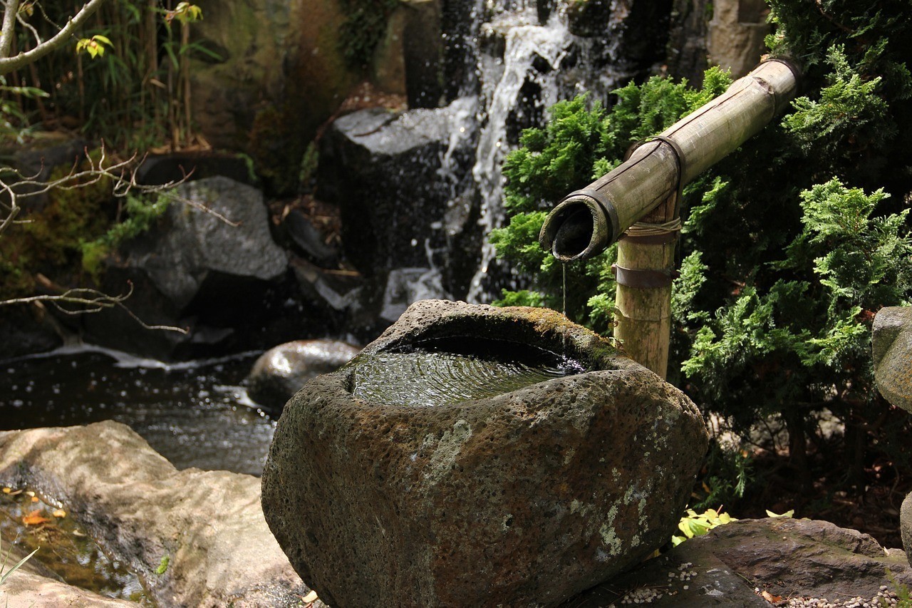 安陽市北關(guān)區(qū)亮彩水景店（安陽市北關(guān)區(qū)亮彩水景店地址）