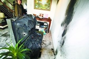 德國魚缸爆炸視頻高清版：2022年3月18日德國魚缸爆炸視頻