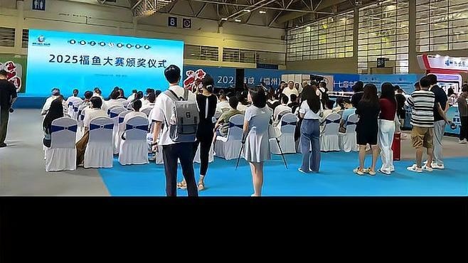 如何獲取2025金魚比賽獲獎魚圖片？