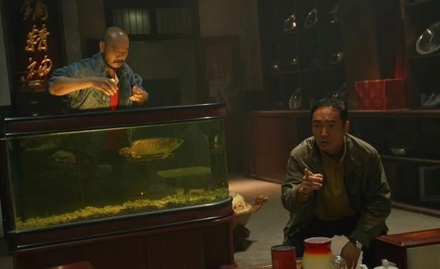這條龍魚的主人是職業玩家嗎？