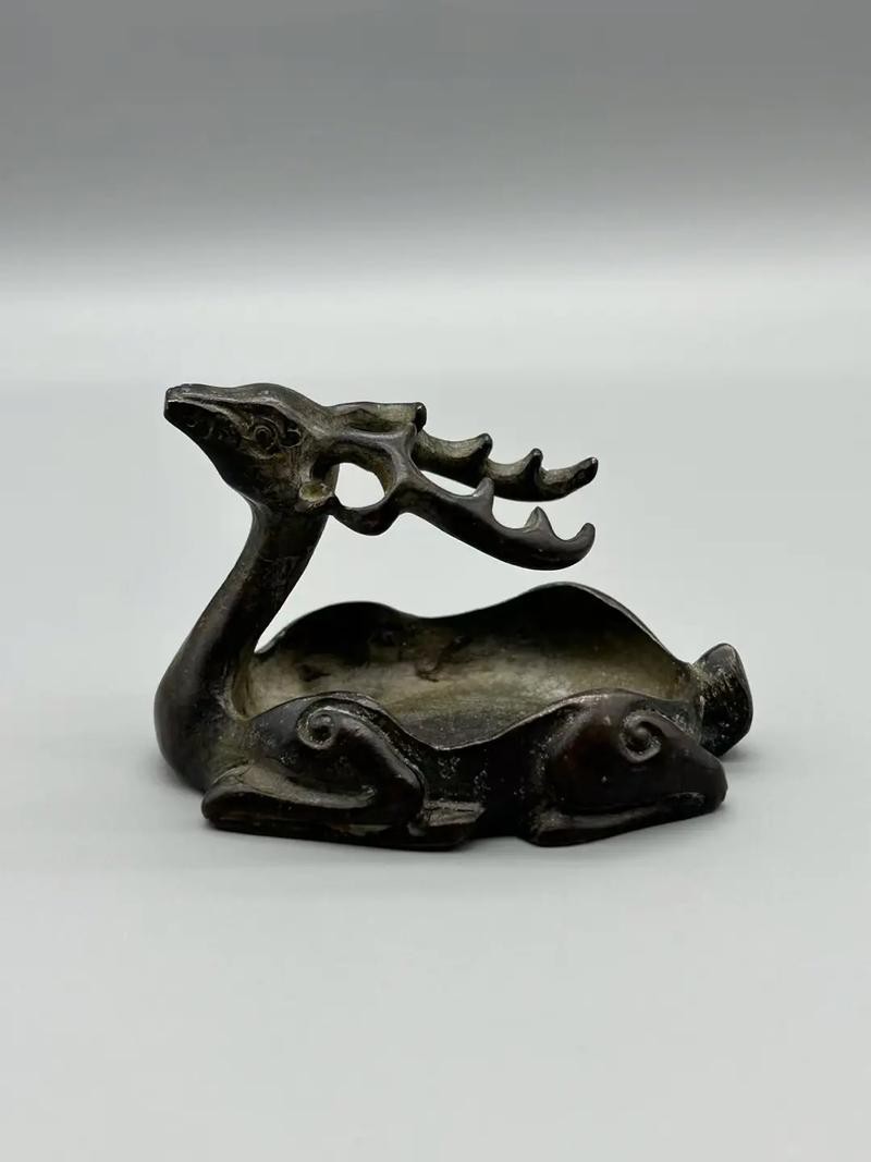 純銅龍頭魚擺件如何保養？