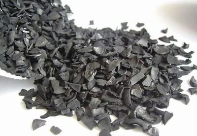 魚缸活性炭使用周期：關(guān)于魚缸活性炭的使用周期