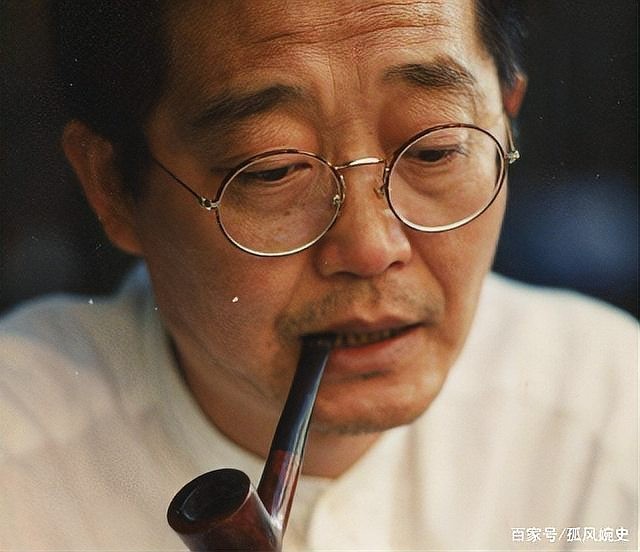 阿成的小說風格有何特點？