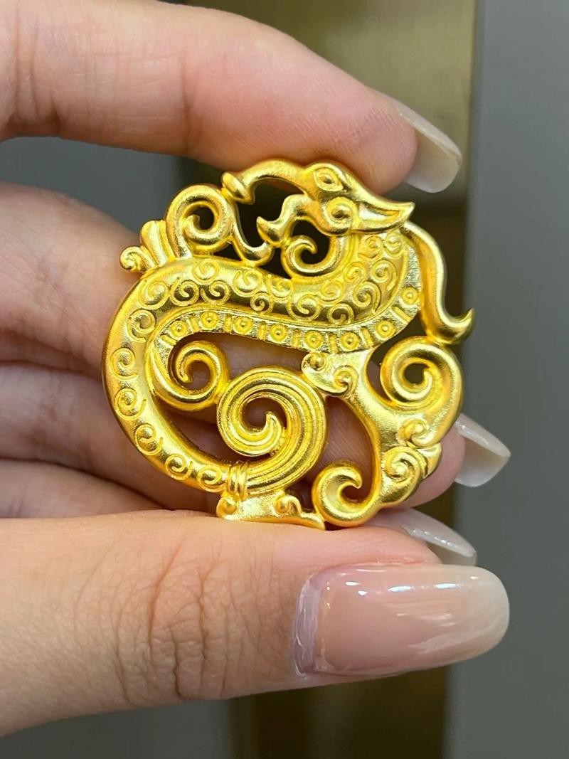 能提供更多黃金龍圖片嗎？