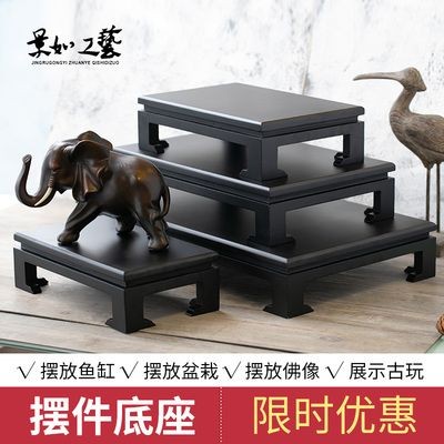 家居風水與佛像的擺放位置：佛像和魚缸的擺放應該遵循風水原則和風水原則和宗教禮儀