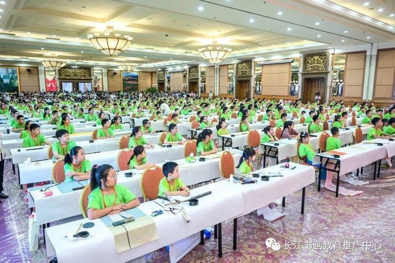 介紹一下長城杯全國書畫大賽的評委團隊