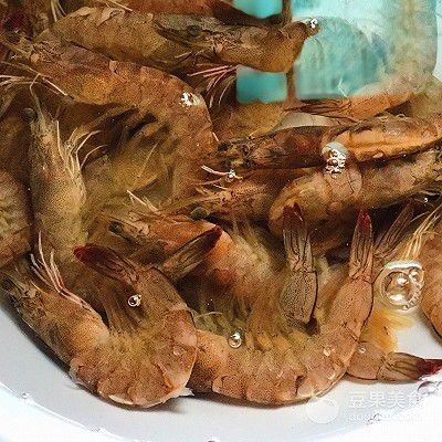 金龍魚有沒有刺的魚：金龍魚并沒有傳統意義上的“刺”，而是具有特殊的頭部結構