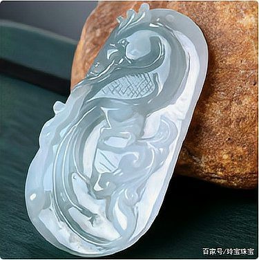 翡翠鳳凰適合什么人佩戴