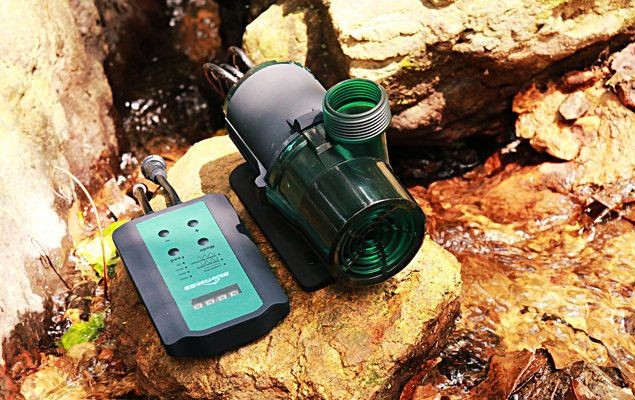 魚缸上過濾水泵電機用水泡住嗎：三合一的魚缸水泵維護保養(yǎng)方法如何選擇合適的魚缸水泵