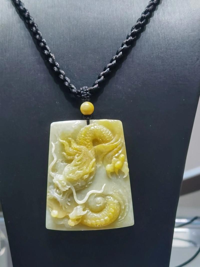 龍牌吊墜有哪些知名品牌？