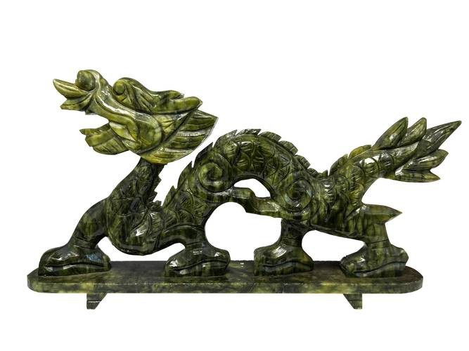 能提供100張龍擺件圖片嗎？