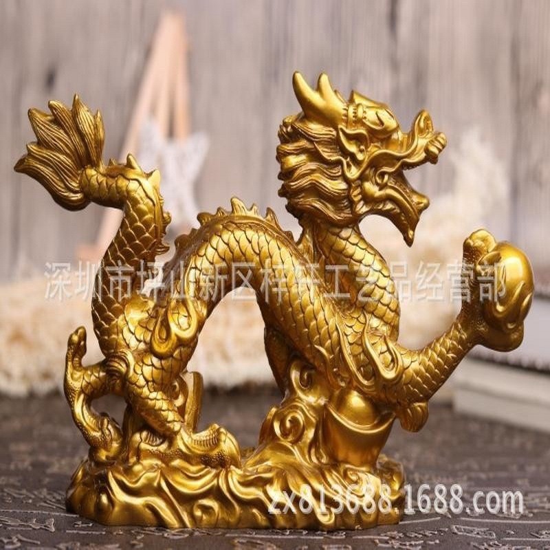 能提供更多龍擺件的圖片嗎？