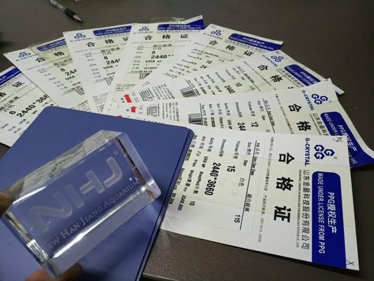 漢江超白魚缸設(shè)計的藝術(shù)與科學(xué)水族箱設(shè)計的藝術(shù)與科學(xué)原理：新漢江超白魚缸廠