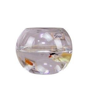 方魚缸和圓魚缸選擇哪種類型的魚缸更適合取決于您的個人偏好：方魚缸和圓魚缸各有優缺點