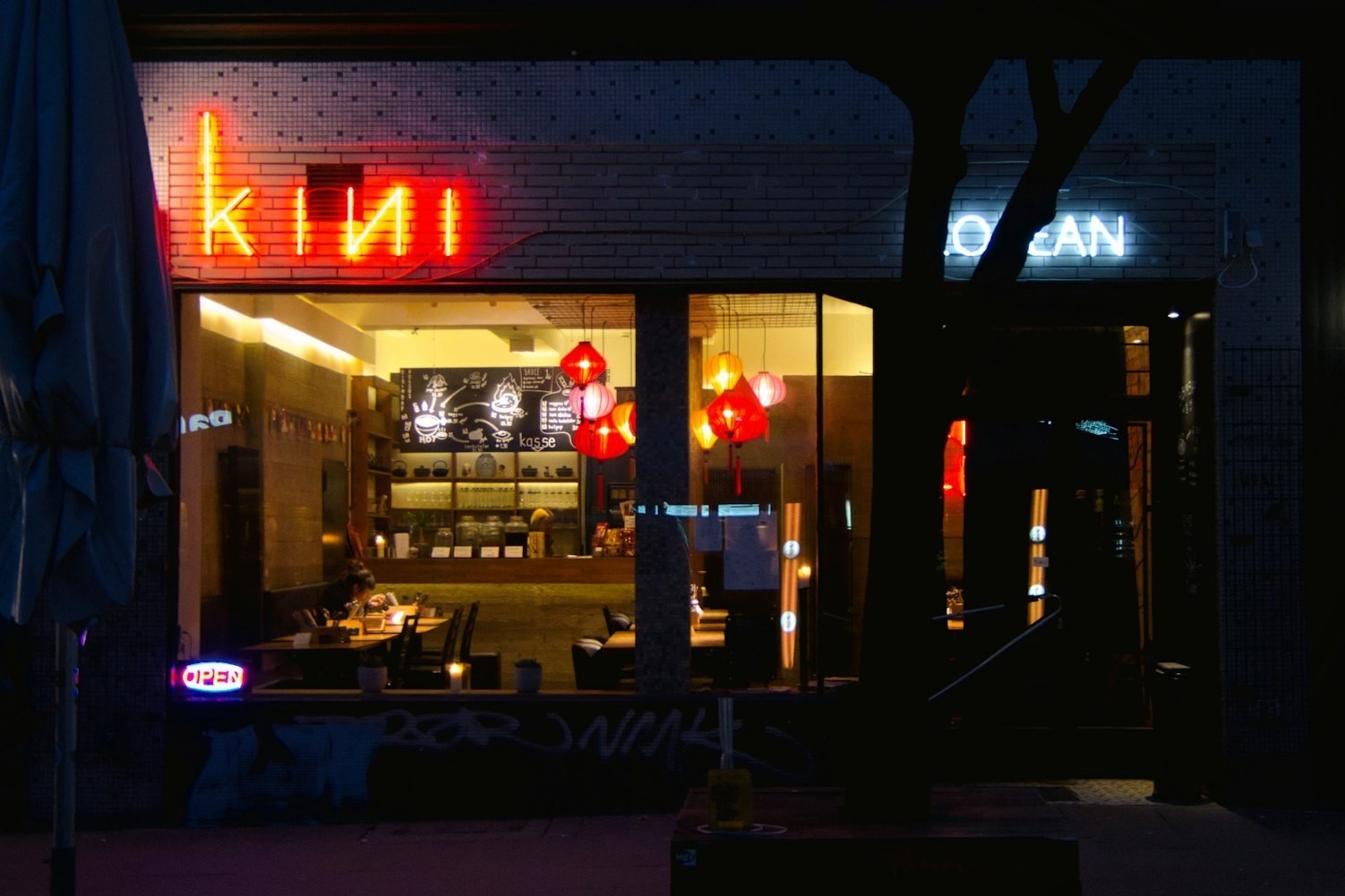 普洱市思茅區(qū)時尚水族設(shè)計店