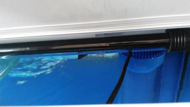 魚缸漏水怎么辦：底濾魚缸出水口漏水解決方案diy修復魚缸技巧