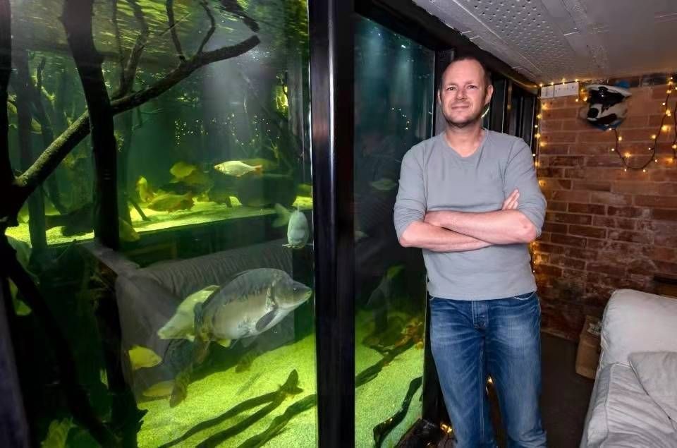 深海恐懼的心理解析深海恐懼癥是一種特定的焦慮障礙：水族館背后的故事