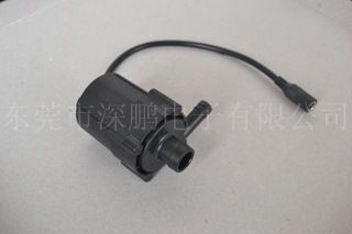 小魚缸小水泵：小型魚缸水泵推薦