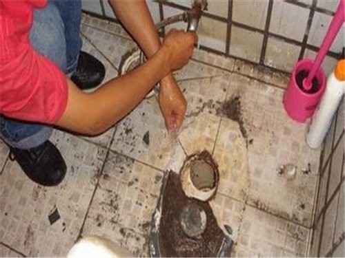 龍魚缸安裝排水地漏