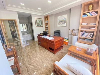 辦公桌金龍魚擺放位置：辦公桌金龍魚擺件擺放位置