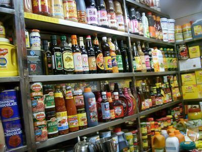 龍魚多少錢一條 白色：如何通過喂食促進(jìn)龍魚快速生長