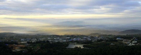 雷龍村的人口數量是多少？