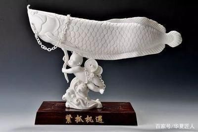 龍魚的寓意和象征擺件有哪些（龍魚擺件寓意和象征擺件的詳細解釋龍魚寓意和象征意義）