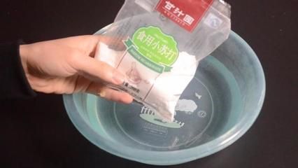 龍魚缸放小蘇打（小蘇打在魚缸中的作用及其使用方法）