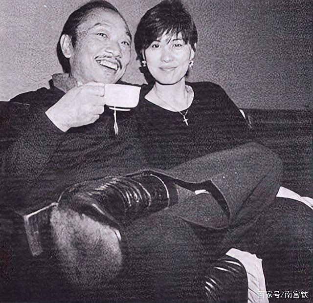 古龍年輕時期有哪些珍貴影像？