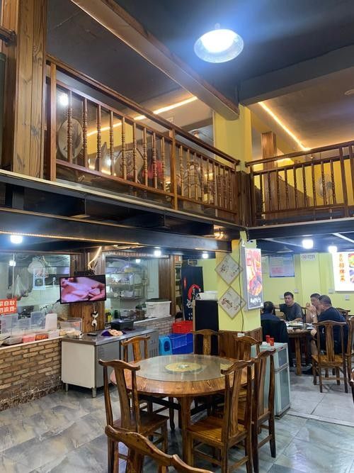 恩施州開水族店怎么樣？加盟祥龍魚場(chǎng)賣龍魚市場(chǎng)怎樣？