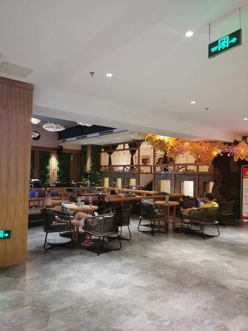 格爾木開水族店怎么樣？加盟祥龍魚場賣龍魚市場怎樣？