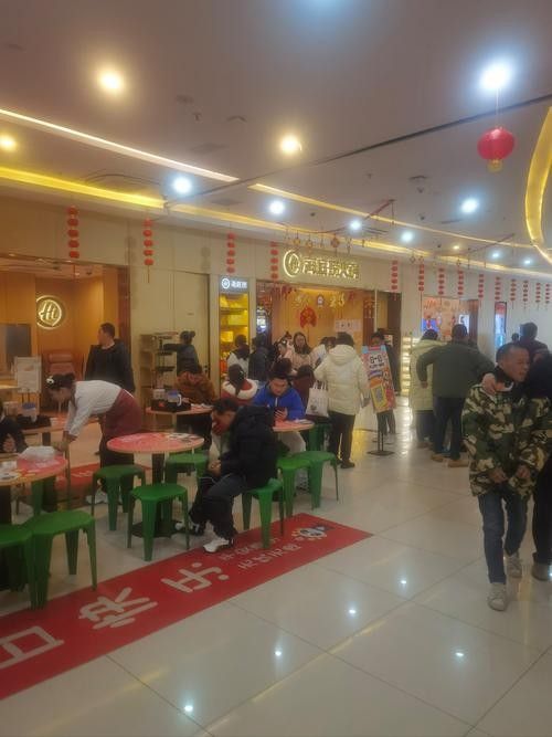 寶應(yīng)縣開水族店怎么樣？加盟祥龍魚場(chǎng)賣龍魚市場(chǎng)怎樣？ 寶應(yīng)縣開水族店怎么樣？加盟祥龍魚場(chǎng)賣龍魚市場(chǎng)怎樣？ 水族館百科（水族館加盟） 第2張