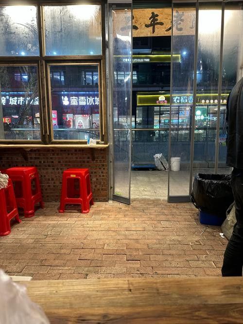 汝城開水族店怎么樣？加盟祥龍魚場賣龍魚市場怎樣？
