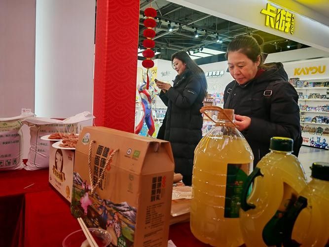 吉木乃開水族店怎么樣?加盟祥龍魚場賣龍魚市場怎樣? 水族館百科(水族館加盟) 第4張 吉木乃開水族店怎么樣?加盟祥龍魚場賣龍魚市場怎樣? 吉木乃開水族店怎么樣?加盟祥龍魚場賣龍魚市場怎樣? 水族館百科(水族館加盟) 第4張