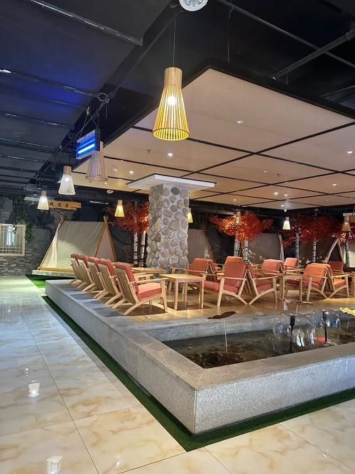 龍海開水族店怎么樣？加盟祥龍魚場賣龍魚市場怎樣？