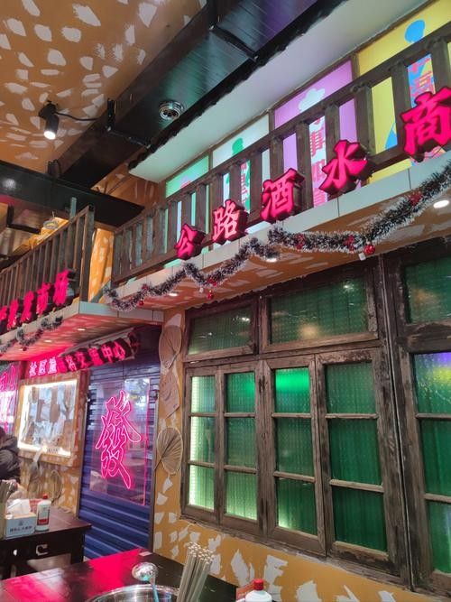 余姚開水族店怎么樣？加盟祥龍魚場賣龍魚市場怎樣？