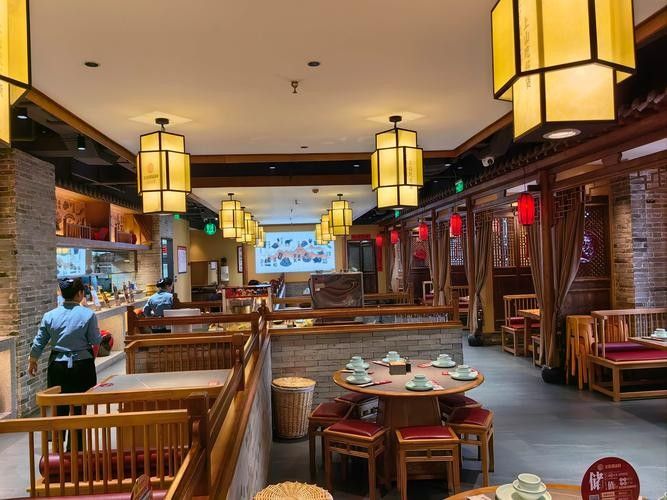 渾源開水族店怎么樣？加盟祥龍魚場賣龍魚市場怎樣？