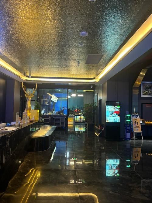 阿合奇開水族店怎么樣？加盟祥龍魚場賣龍魚市場怎樣？