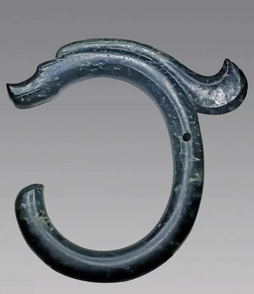 有哪些著名的龍工藝品？