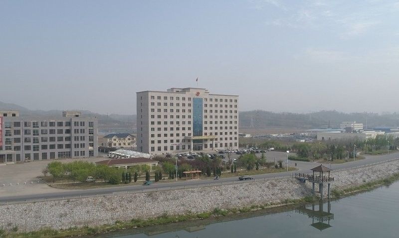 岫巖開水族店怎么樣？加盟祥龍魚場賣龍魚市場怎樣？