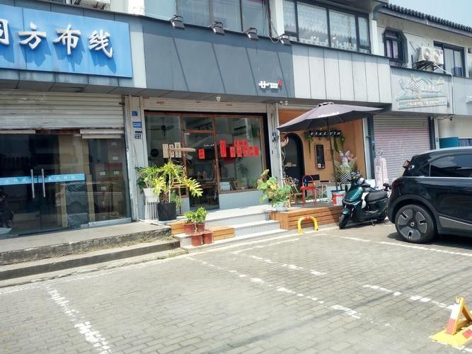 涼城開水族店怎么樣？加盟祥龍魚場賣龍魚市場怎樣？